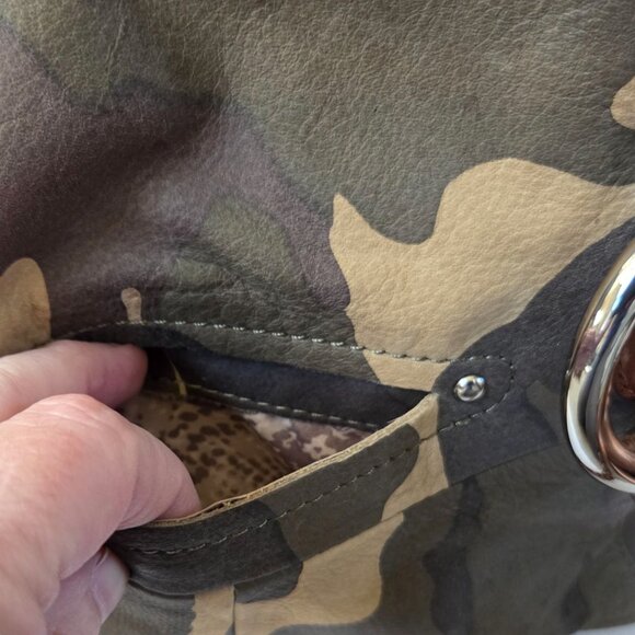 B Makowsky Purse Caroline Green Tan Camo Leather Satchel Shoulder Bag - Picture 11 of 16